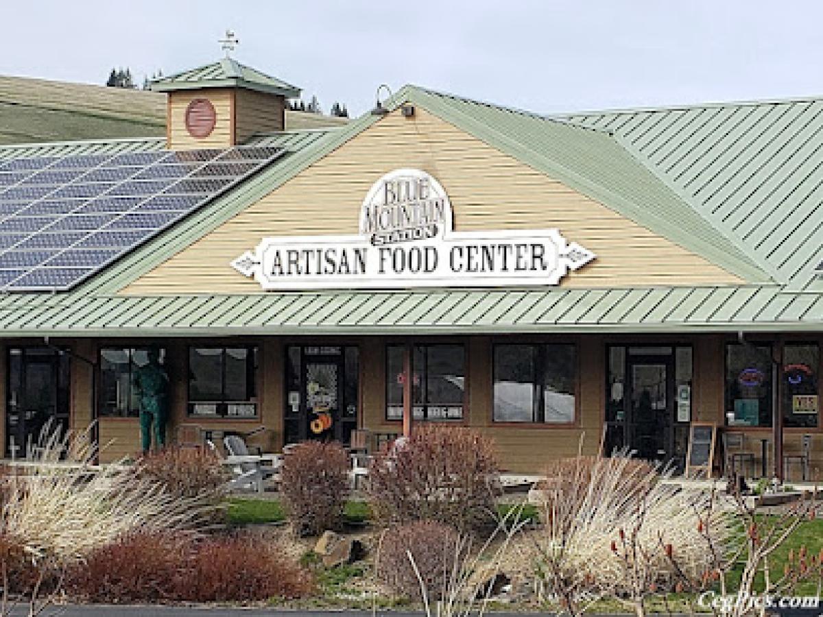 Blue Mountain Station Co-op Market & Nursery