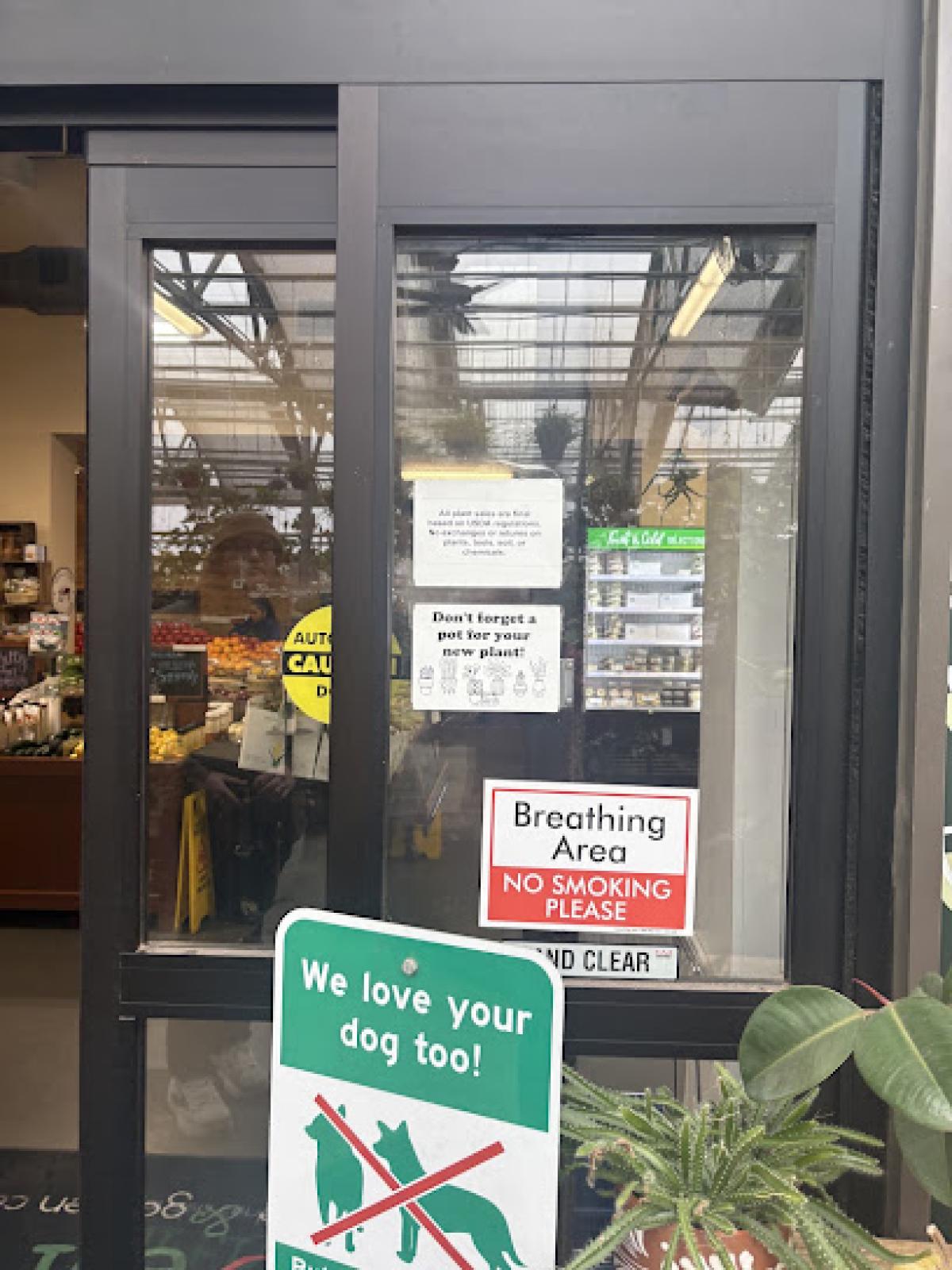 Good Earth Produce & Garden Center