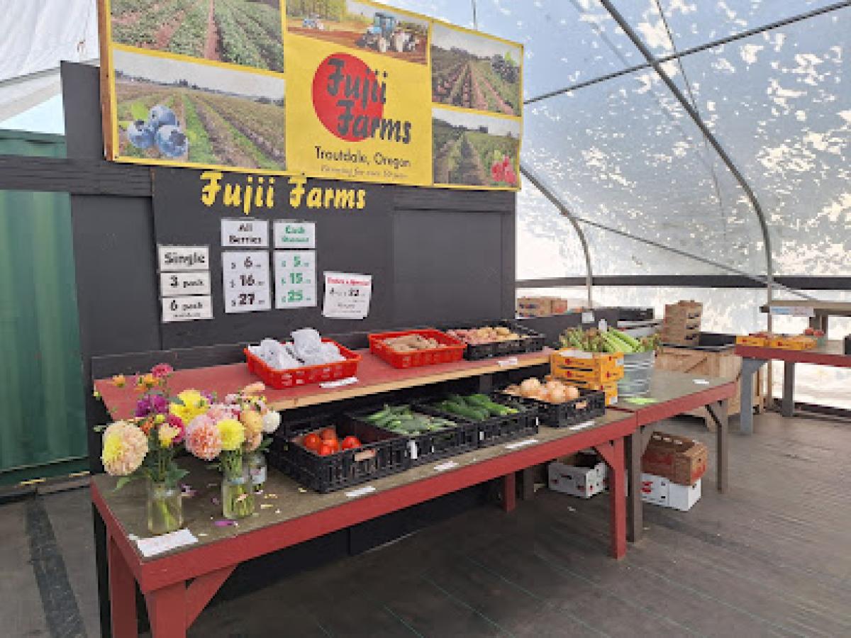 Fujii Farms Fruit Stand